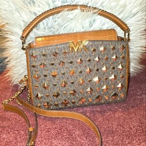 Purses👛 moshino juicy couture ,Steve madden.karl lagerfeld
